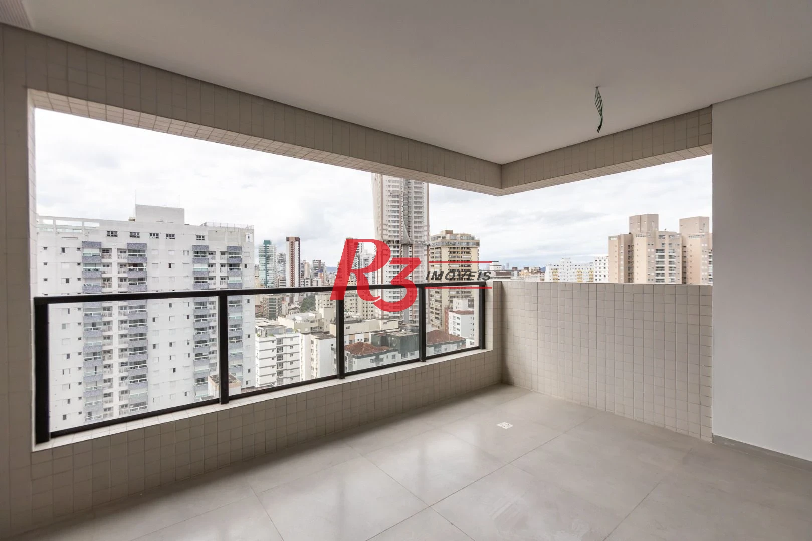 Apartamento com 2 dormitórios à venda, 70 m² por R$ 915.000,00 - José Menino - Santos/SP