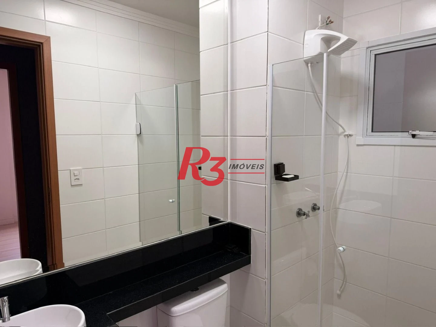 Apartamento com 2 dormitórios à venda, 55 m² por R$ 530.000,00 - Vila Guilhermina - Praia Grande/SP