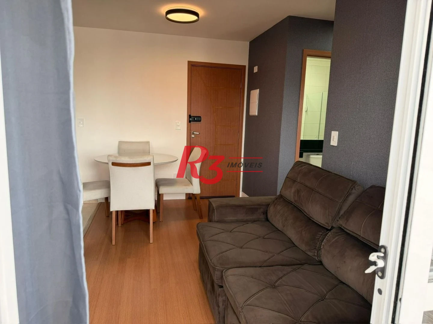 Apartamento com 2 dormitórios à venda, 55 m² por R$ 530.000,00 - Vila Guilhermina - Praia Grande/SP