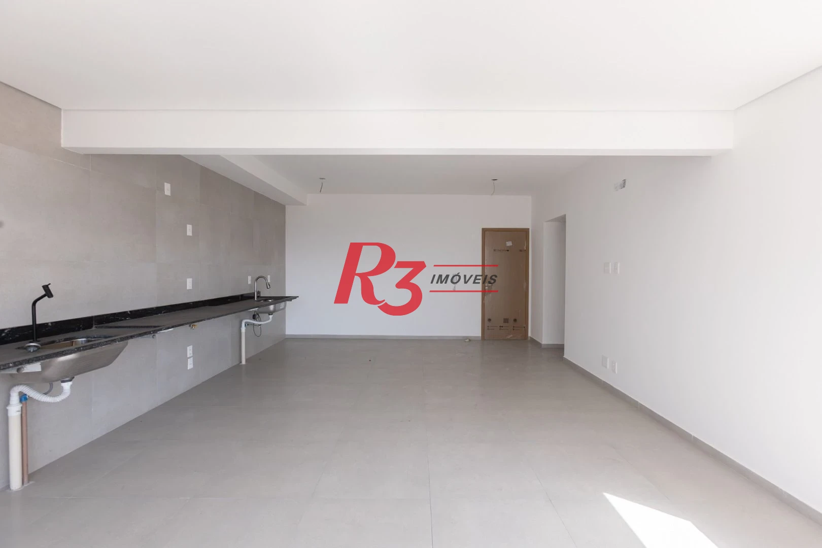 Apartamento com 2 dormitórios à venda, 70 m² por R$ 749.010,00 - José Menino - Santos/SP