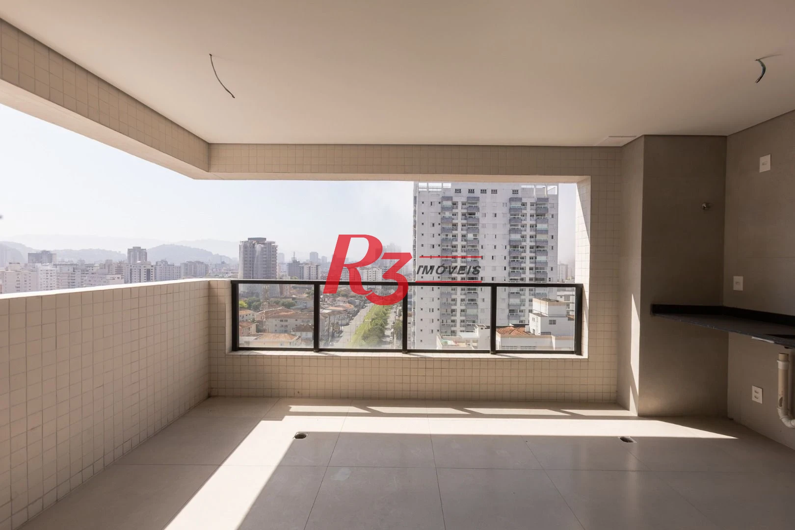 Apartamento com 2 dormitórios à venda, 70 m² por R$ 749.010,00 - José Menino - Santos/SP