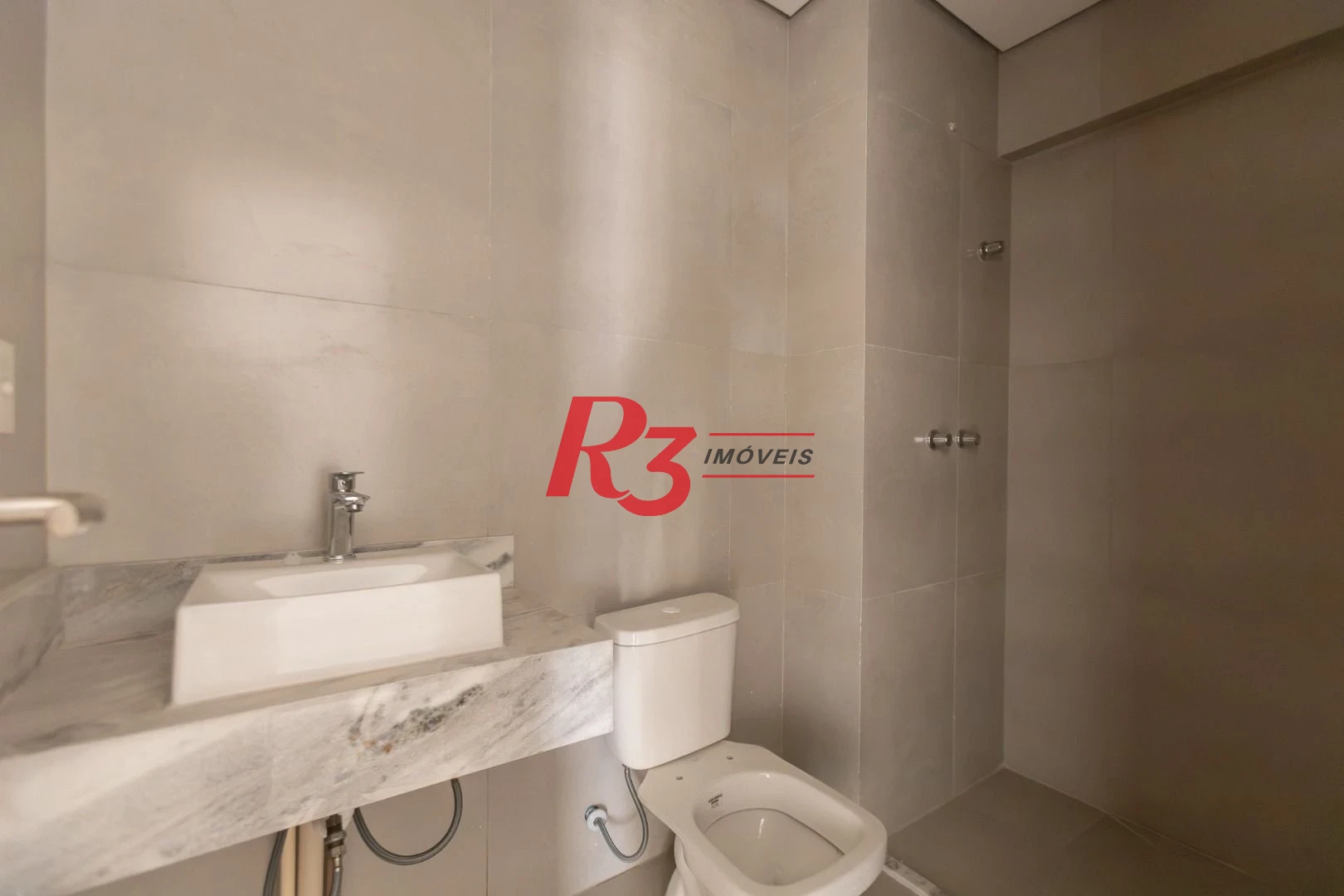 Apartamento com 2 dormitórios à venda, 70 m² por R$ 749.010,00 - José Menino - Santos/SP