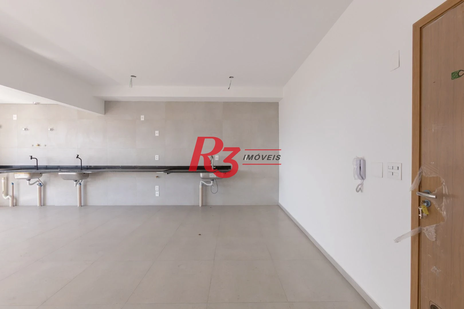 Apartamento com 2 dormitórios à venda, 70 m² por R$ 749.010,00 - José Menino - Santos/SP