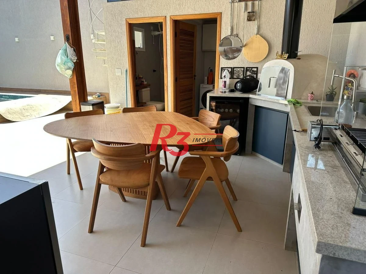 Casa com 4 dormitórios à venda, 212 m² por R$ 2.790.000,00 - Canto do Forte - Praia Grande/SP