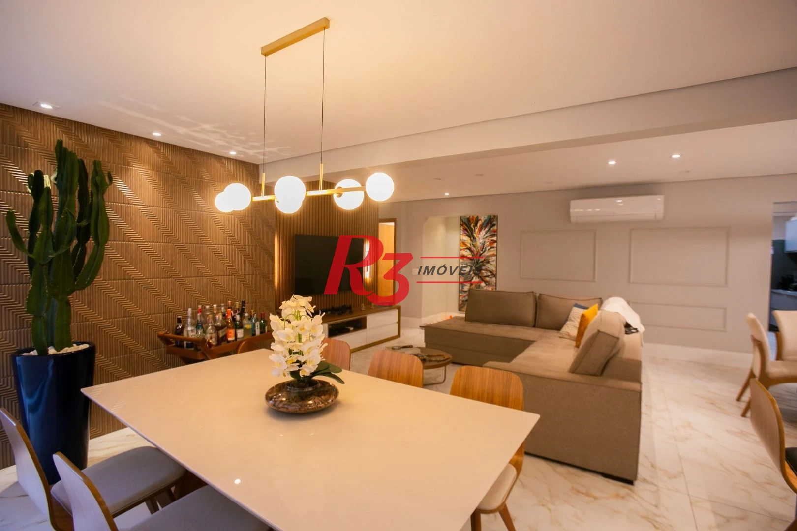Apartamento com 3 dormitórios à venda, 132 m² por R$ 1.810.000,00 - Ponta da Praia - Santos/SP