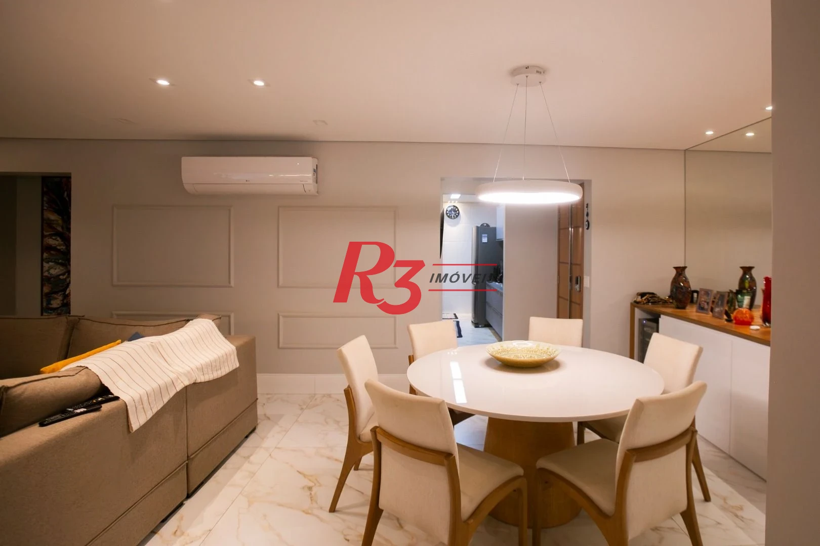 Apartamento com 3 dormitórios à venda, 132 m² por R$ 1.810.000,00 - Ponta da Praia - Santos/SP