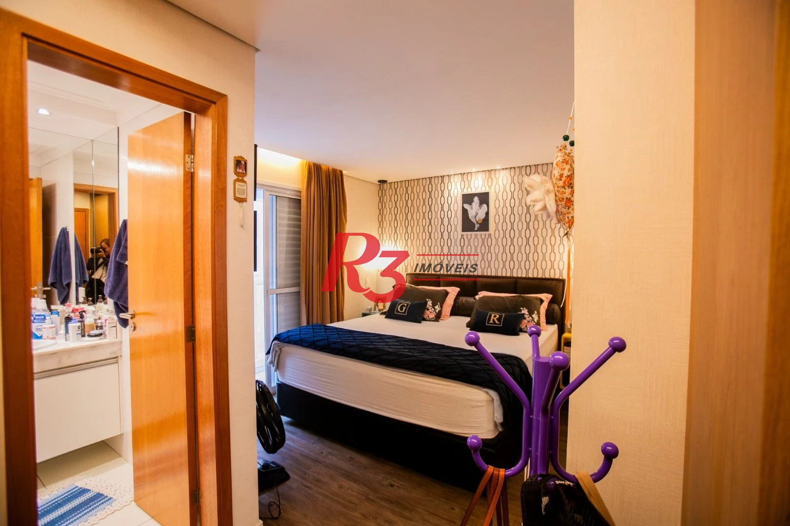 Apartamento com 3 dormitórios à venda, 132 m² por R$ 1.810.000,00 - Ponta da Praia - Santos/SP