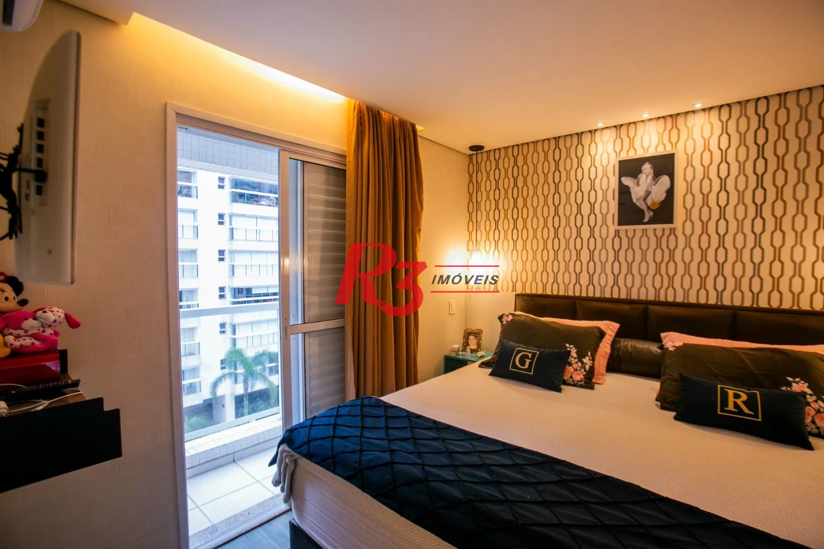 Apartamento com 3 dormitórios à venda, 132 m² por R$ 1.810.000,00 - Ponta da Praia - Santos/SP