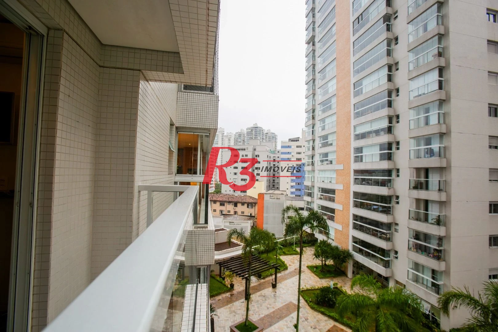 Apartamento com 3 dormitórios à venda, 132 m² por R$ 1.810.000,00 - Ponta da Praia - Santos/SP