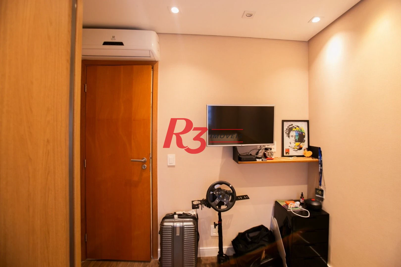Apartamento com 3 dormitórios à venda, 132 m² por R$ 1.810.000,00 - Ponta da Praia - Santos/SP