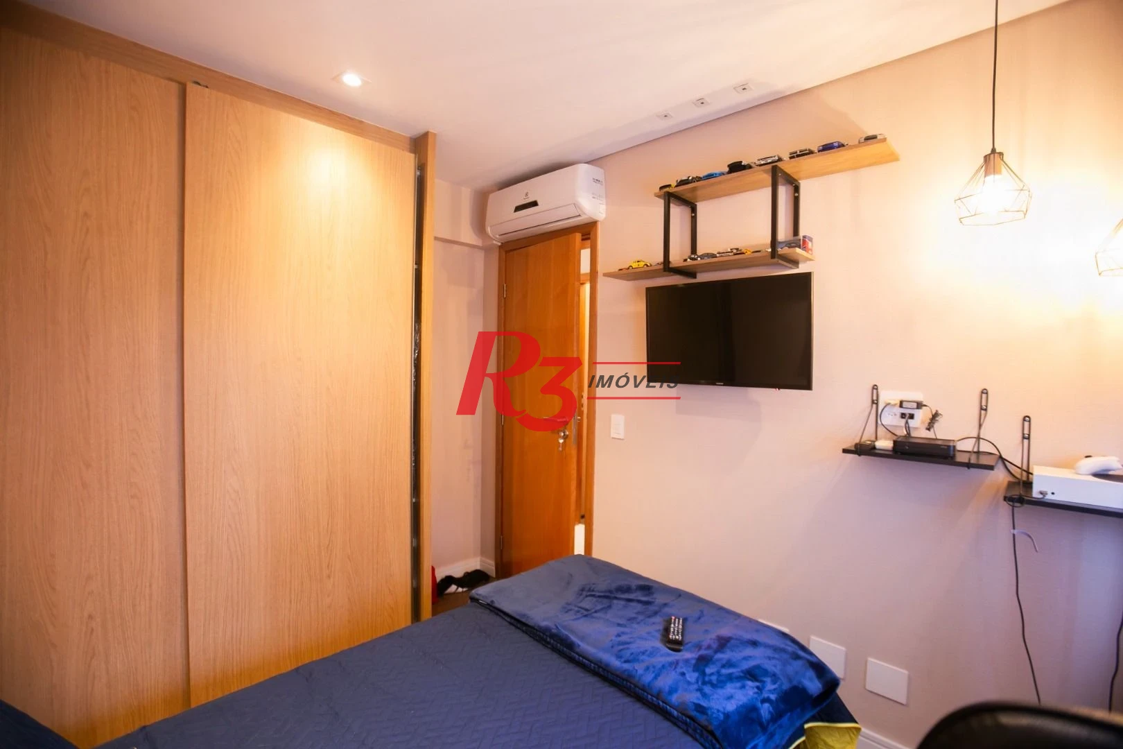 Apartamento com 3 dormitórios à venda, 132 m² por R$ 1.810.000,00 - Ponta da Praia - Santos/SP