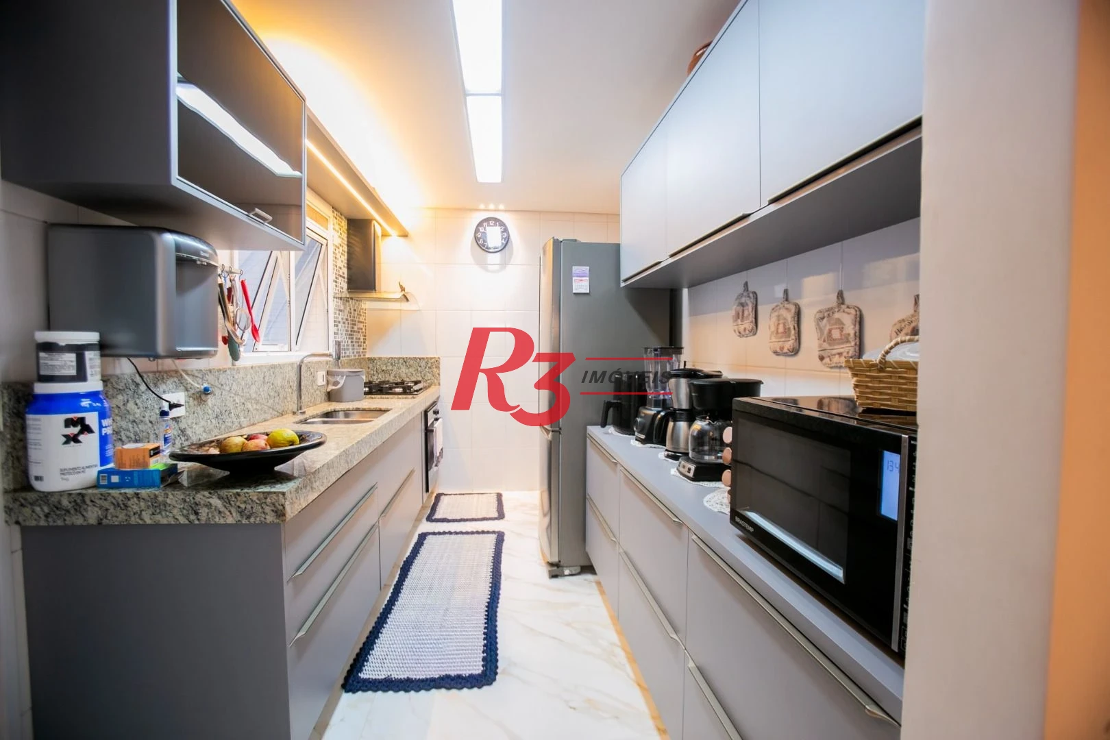 Apartamento com 3 dormitórios à venda, 132 m² por R$ 1.810.000,00 - Ponta da Praia - Santos/SP