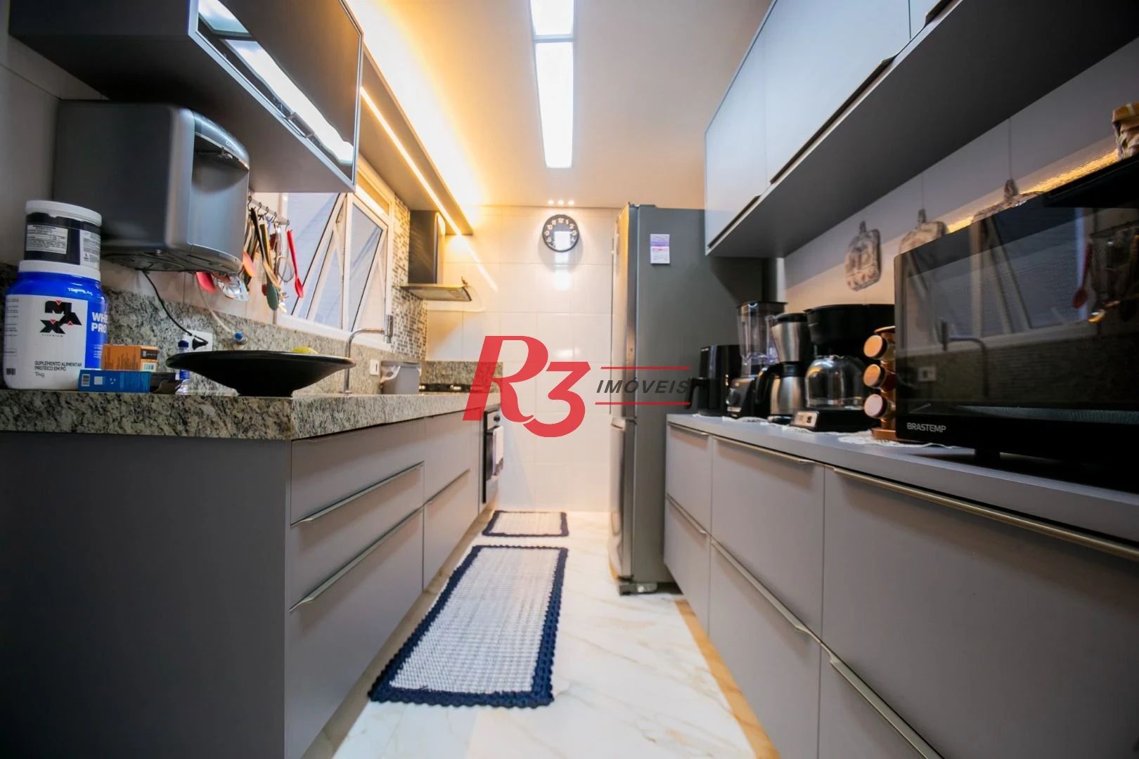 Apartamento com 3 dormitórios à venda, 132 m² por R$ 1.810.000,00 - Ponta da Praia - Santos/SP