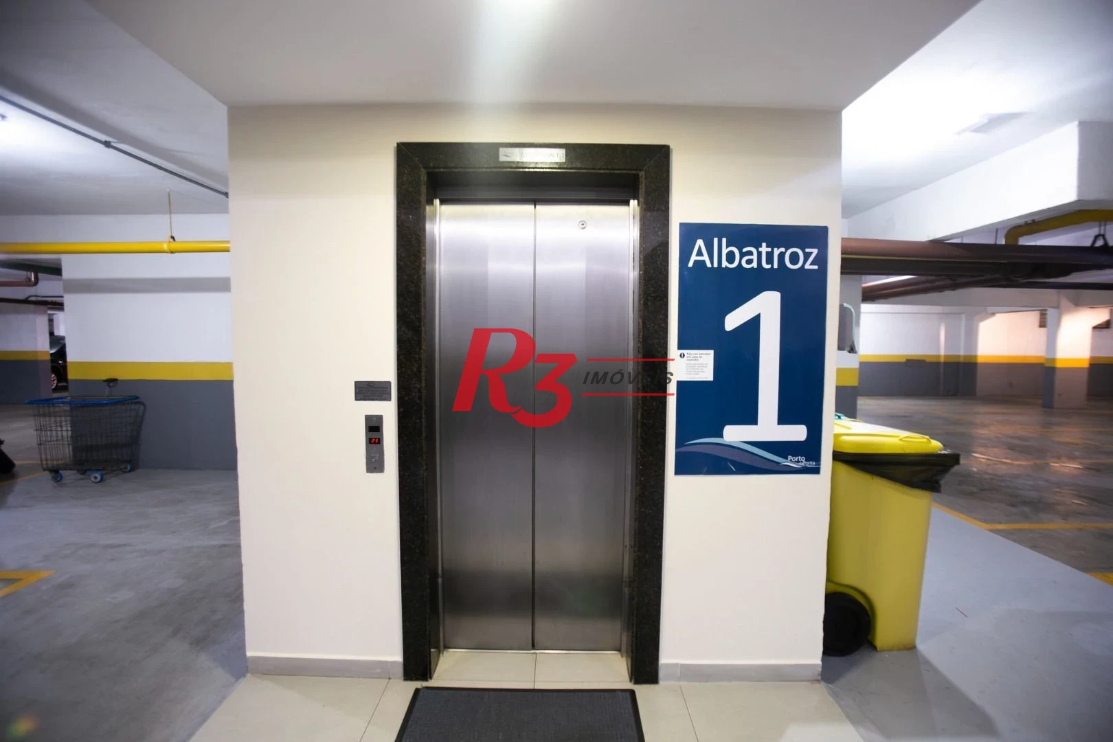 Apartamento com 3 dormitórios à venda, 132 m² por R$ 1.810.000,00 - Ponta da Praia - Santos/SP