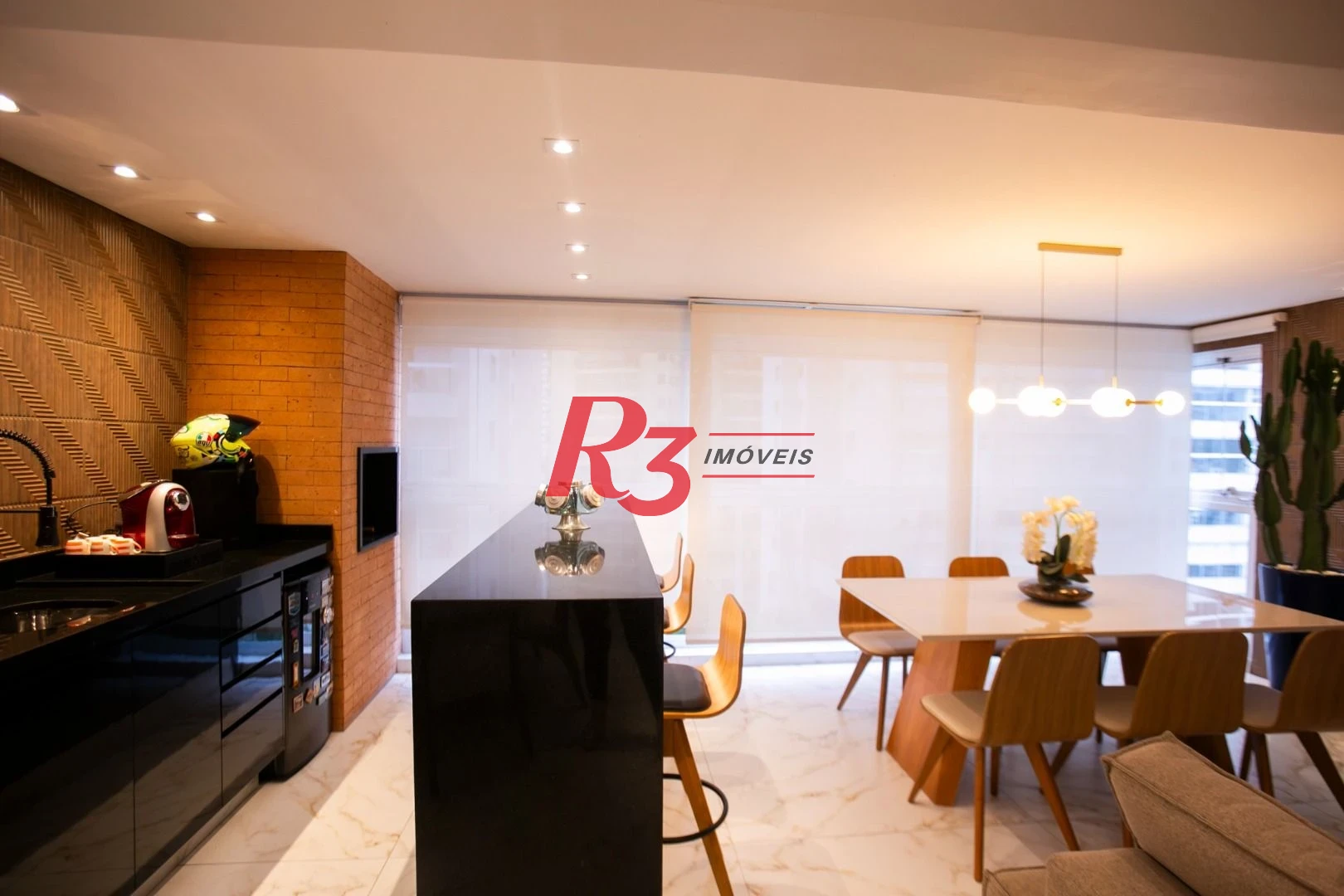 Apartamento com 3 dormitórios à venda, 132 m² por R$ 1.810.000,00 - Ponta da Praia - Santos/SP