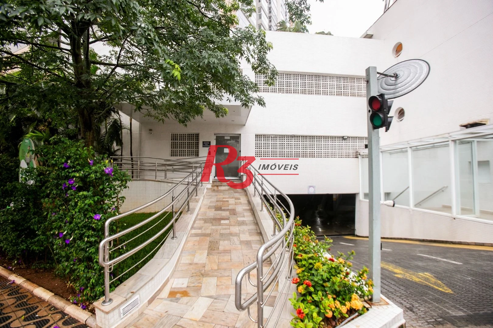 Apartamento com 3 dormitórios à venda, 132 m² por R$ 1.810.000,00 - Ponta da Praia - Santos/SP