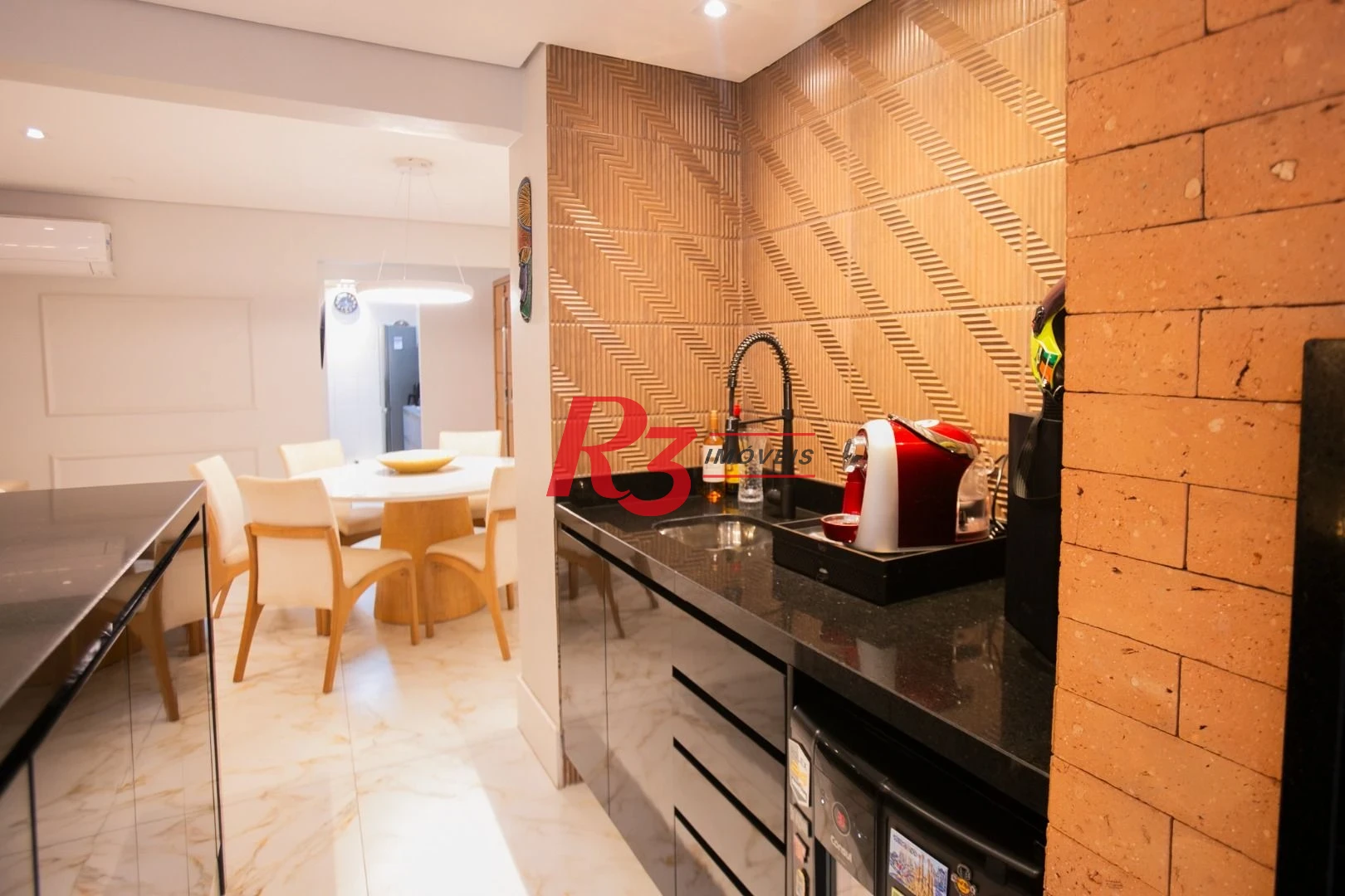 Apartamento com 3 dormitórios à venda, 132 m² por R$ 1.810.000,00 - Ponta da Praia - Santos/SP