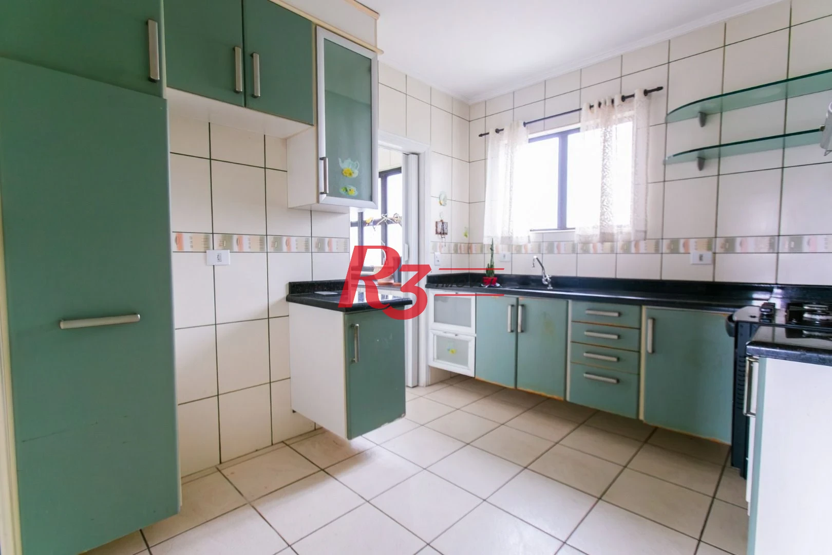 Apartamento com 2 dormitórios à venda, 65 m² por R$ 430.000,00 - Aparecida - Santos/SP