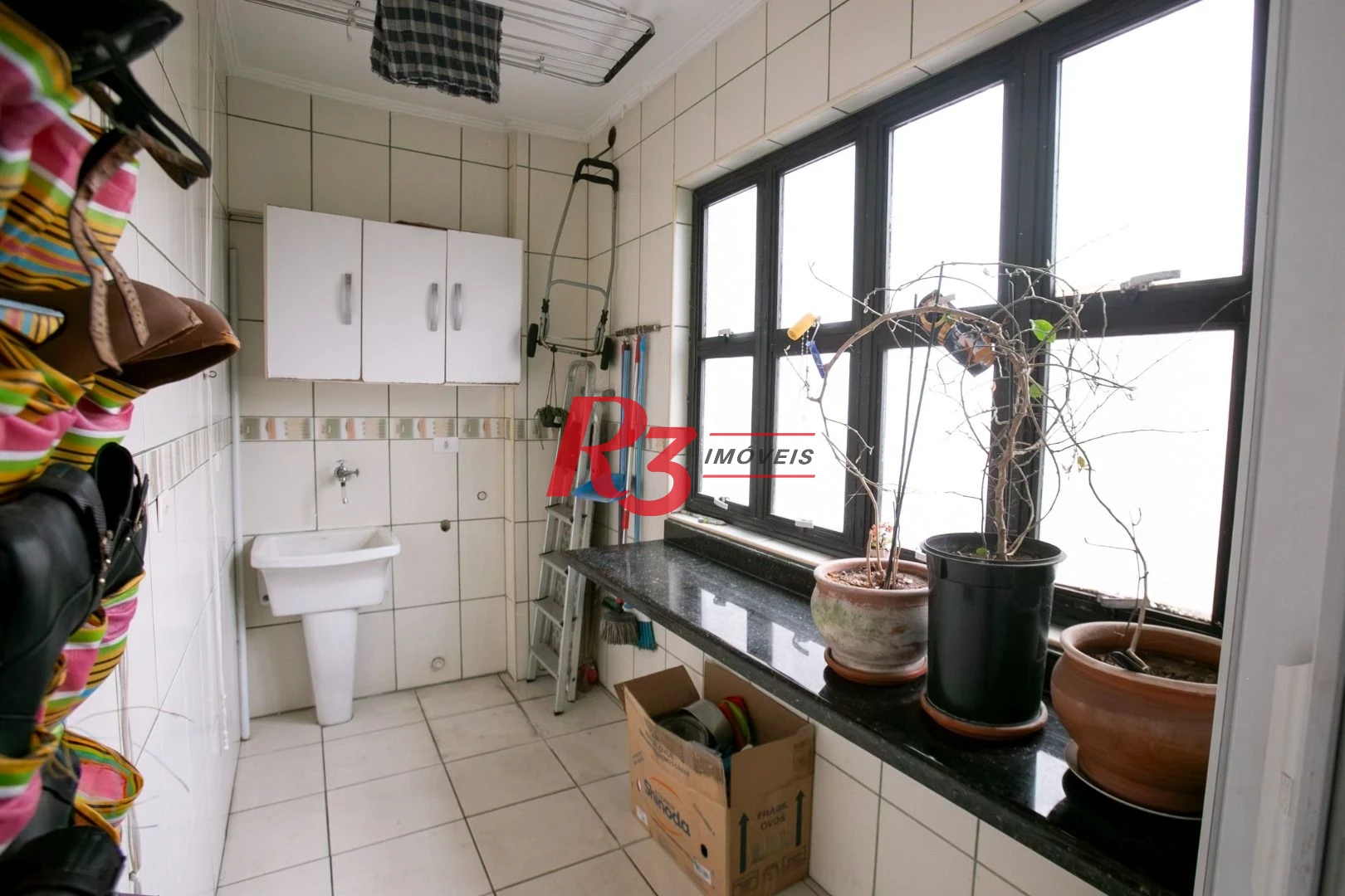 Apartamento com 2 dormitórios à venda, 65 m² por R$ 430.000,00 - Aparecida - Santos/SP