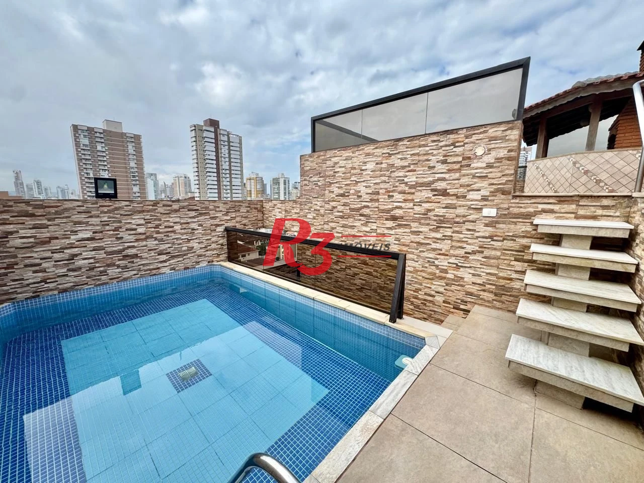 Cobertura com 3 dormitórios à venda, 170 m² por R$ 980.000,00 - Campo Grande - Santos/SP