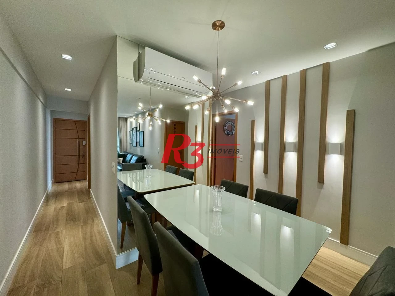 Apartamento com 3 dormitórios à venda, 104 m² por R$ 1.650.000,00 - Gonzaga - Santos/SP