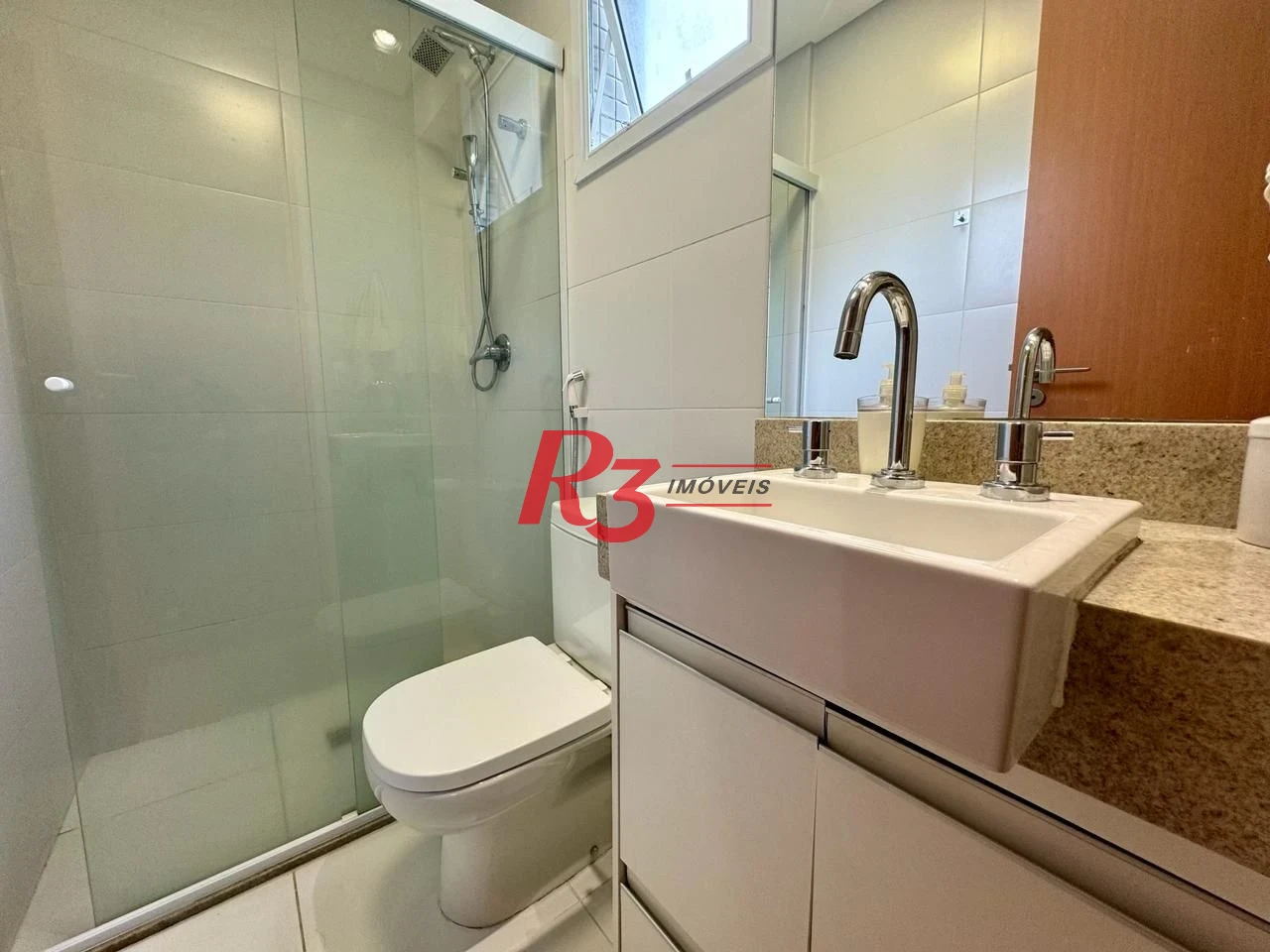 Apartamento com 3 dormitórios à venda, 104 m² por R$ 1.650.000,00 - Gonzaga - Santos/SP