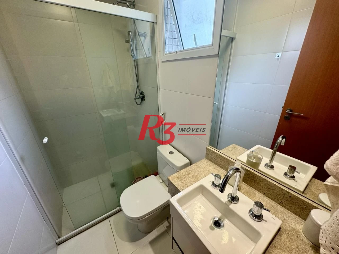 Apartamento com 3 dormitórios à venda, 104 m² por R$ 1.650.000,00 - Gonzaga - Santos/SP