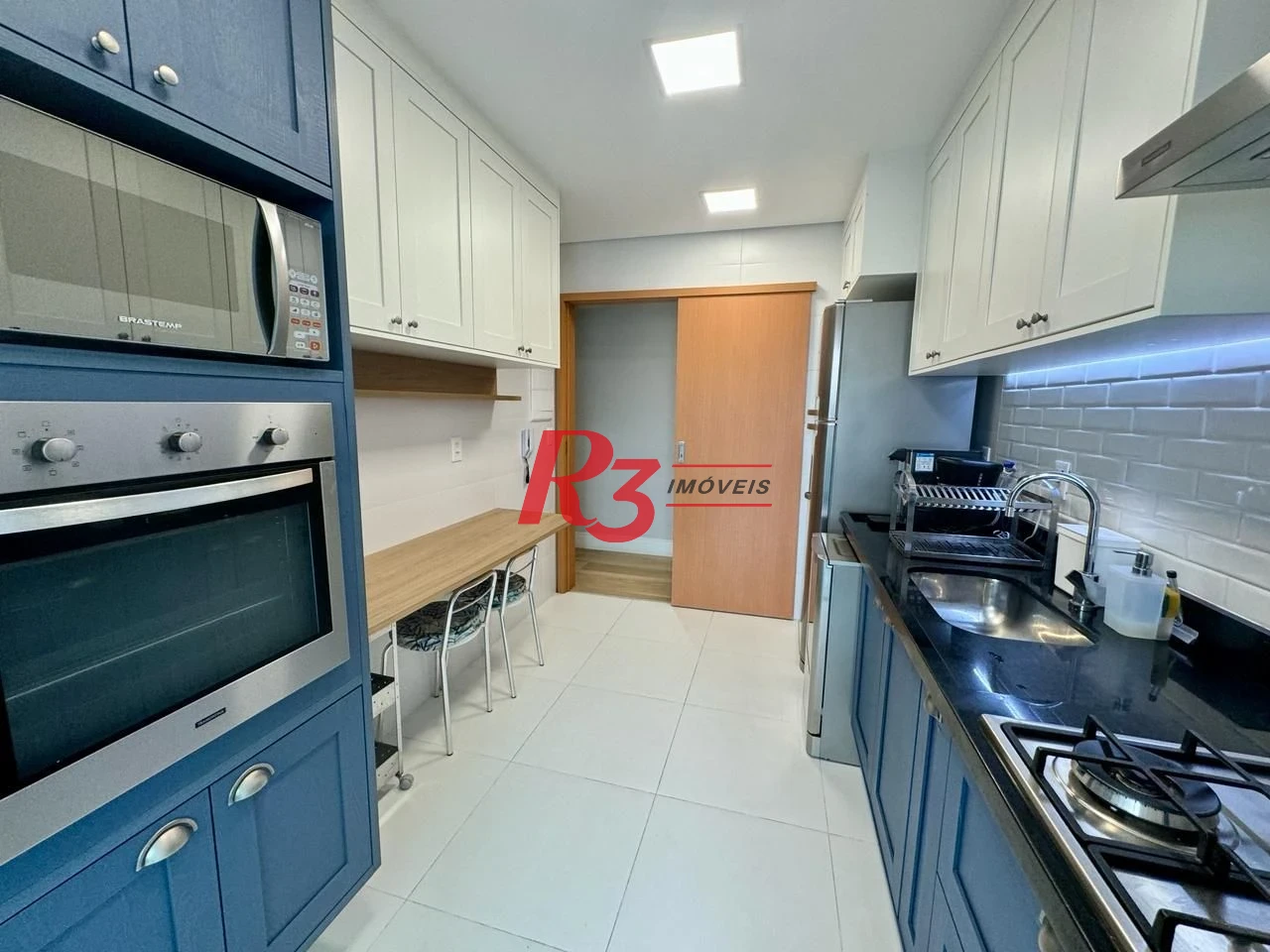 Apartamento com 3 dormitórios à venda, 104 m² por R$ 1.650.000,00 - Gonzaga - Santos/SP