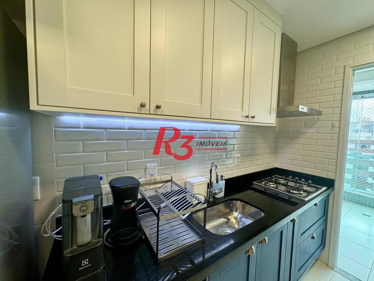 Apartamento com 3 dormitórios à venda, 104 m² por R$ 1.650.000,00 - Gonzaga - Santos/SP
