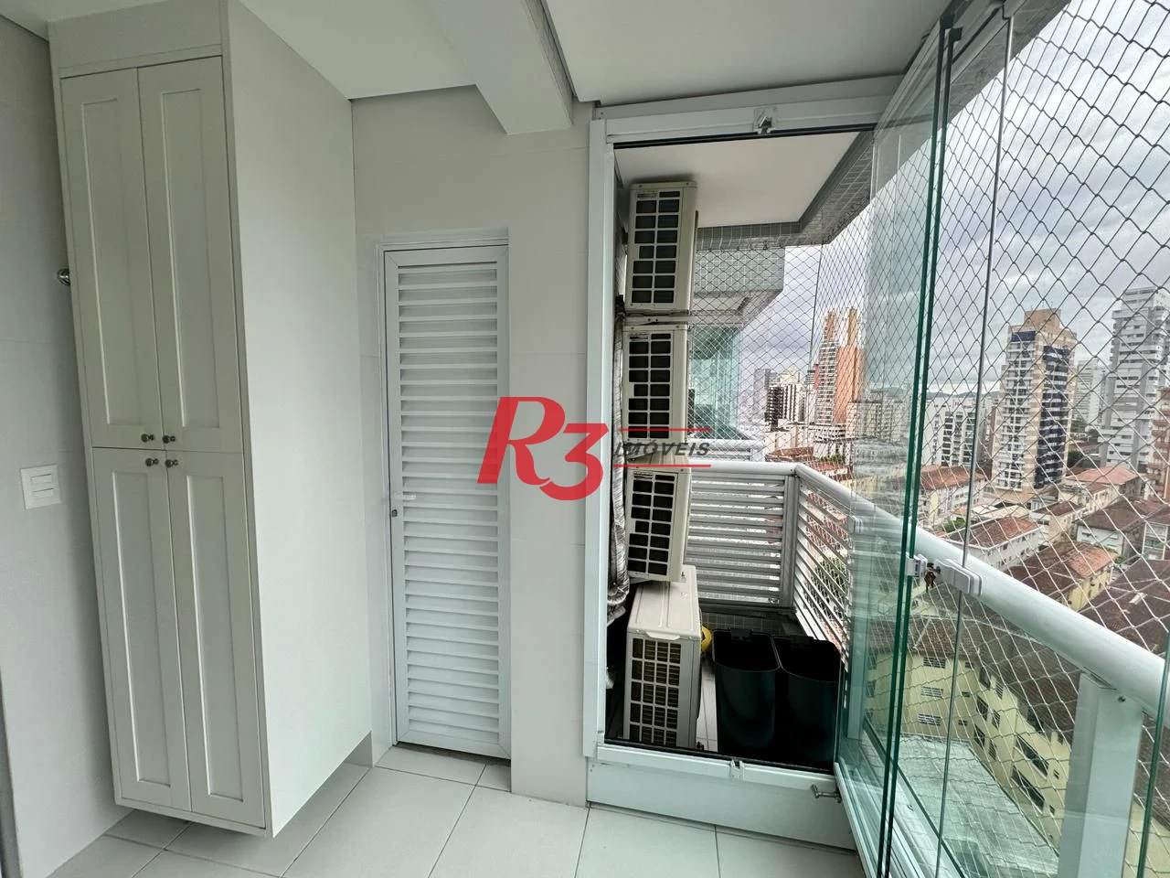 Apartamento com 3 dormitórios à venda, 104 m² por R$ 1.650.000,00 - Gonzaga - Santos/SP