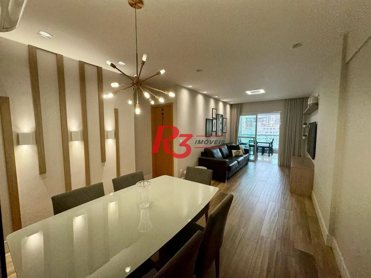Apartamento com 3 dormitórios à venda, 104 m² por R$ 1.650.000,00 - Gonzaga - Santos/SP