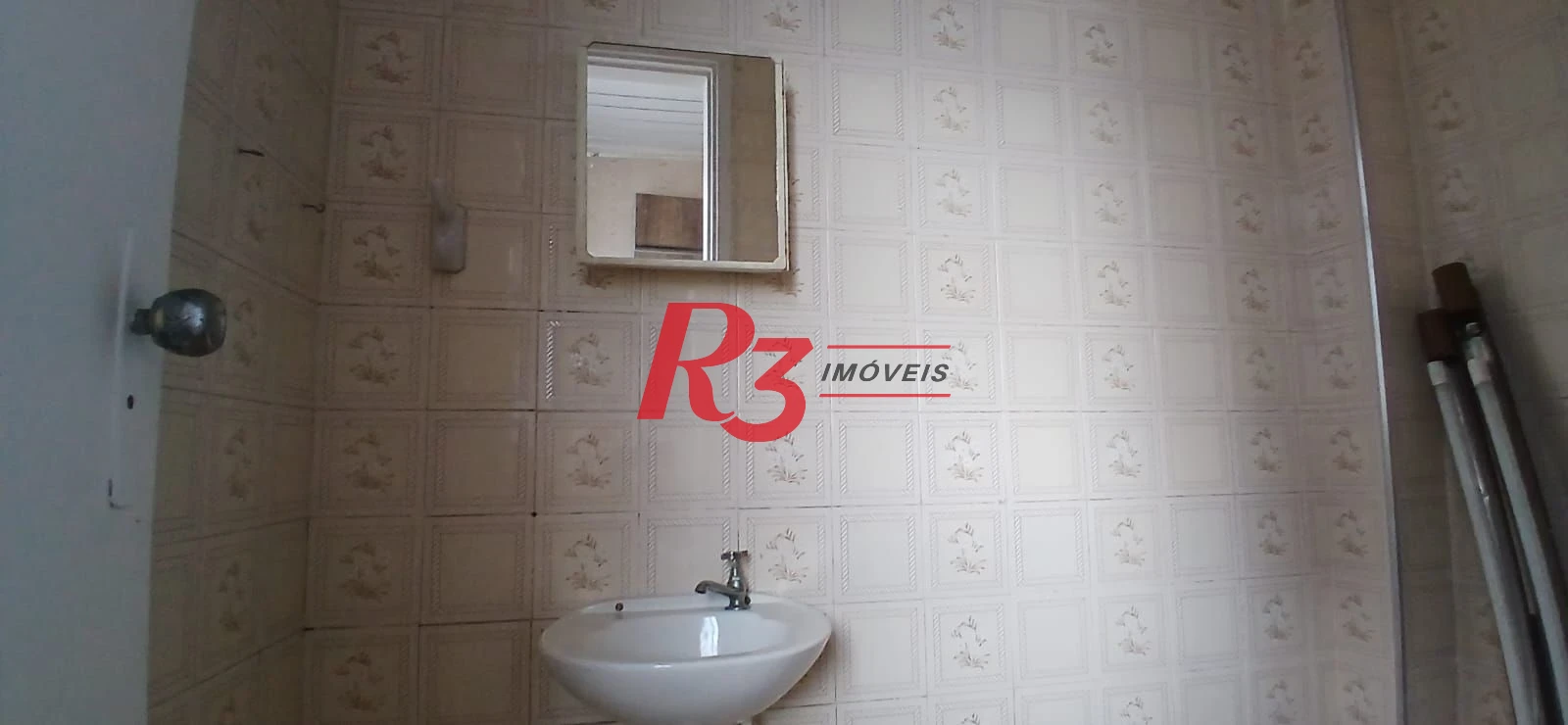 Apartamento com 2 dormitórios para alugar, 77 m² por R$ 3.800,02/mês - Embaré - Santos/SP