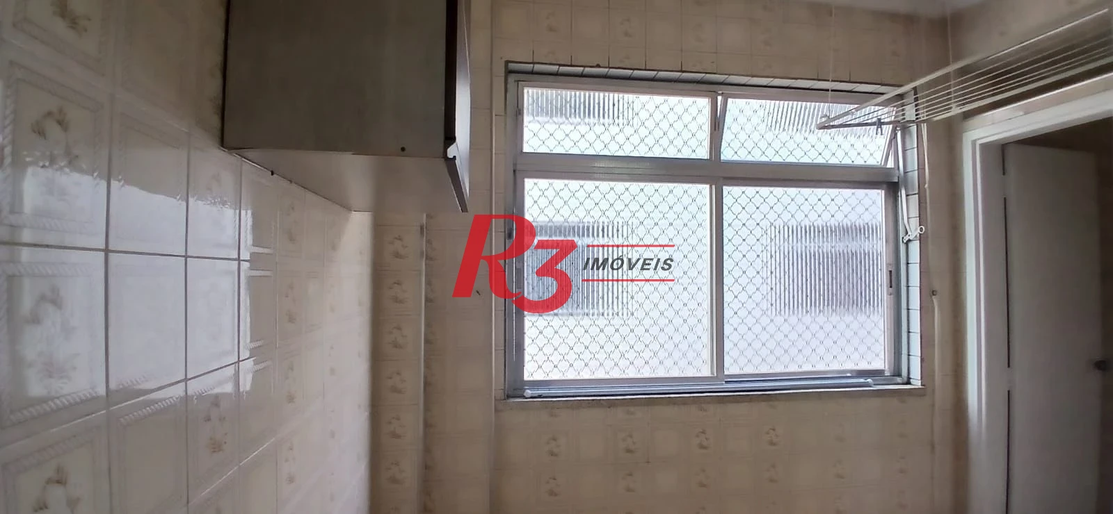 Apartamento com 2 dormitórios para alugar, 77 m² por R$ 3.800,02/mês - Embaré - Santos/SP