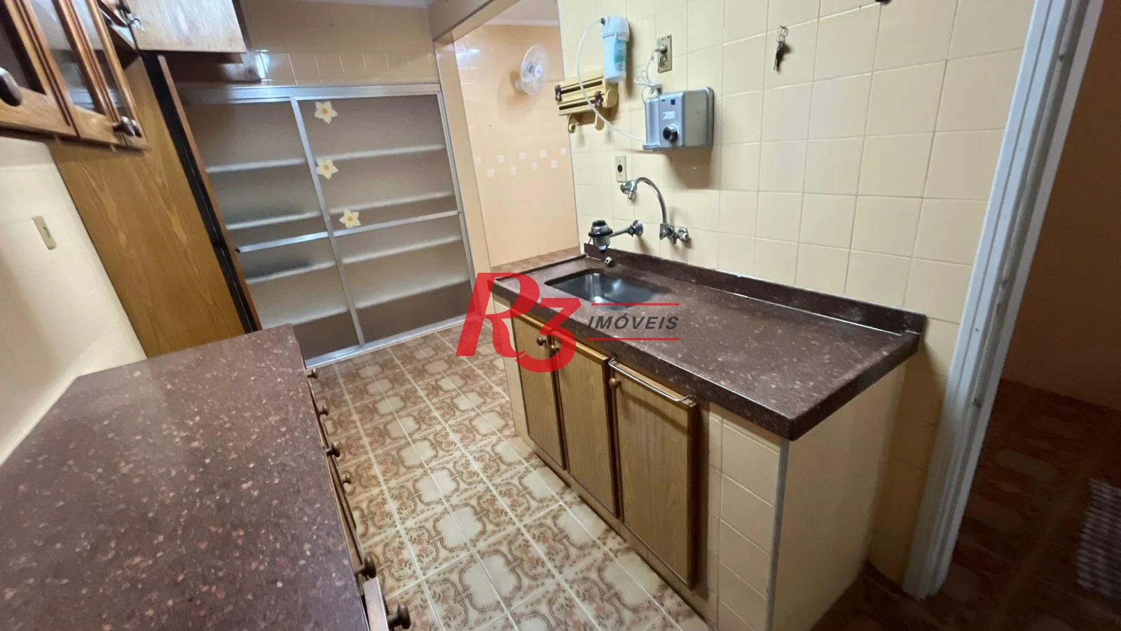 Casa com 4 dormitórios para alugar, 263 m² por R$ 15.000,00/mês - Macuco - Santos/SP