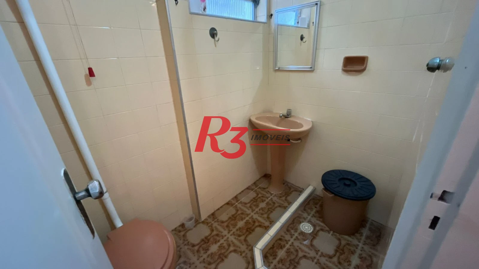 Casa com 4 dormitórios para alugar, 263 m² por R$ 15.000,00/mês - Macuco - Santos/SP