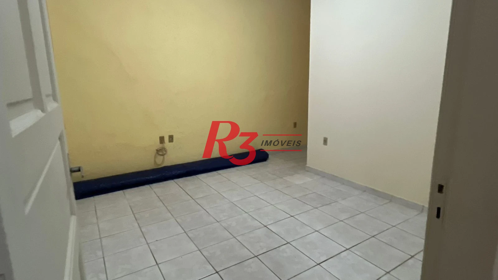 Casa com 4 dormitórios para alugar, 263 m² por R$ 15.000,00/mês - Macuco - Santos/SP