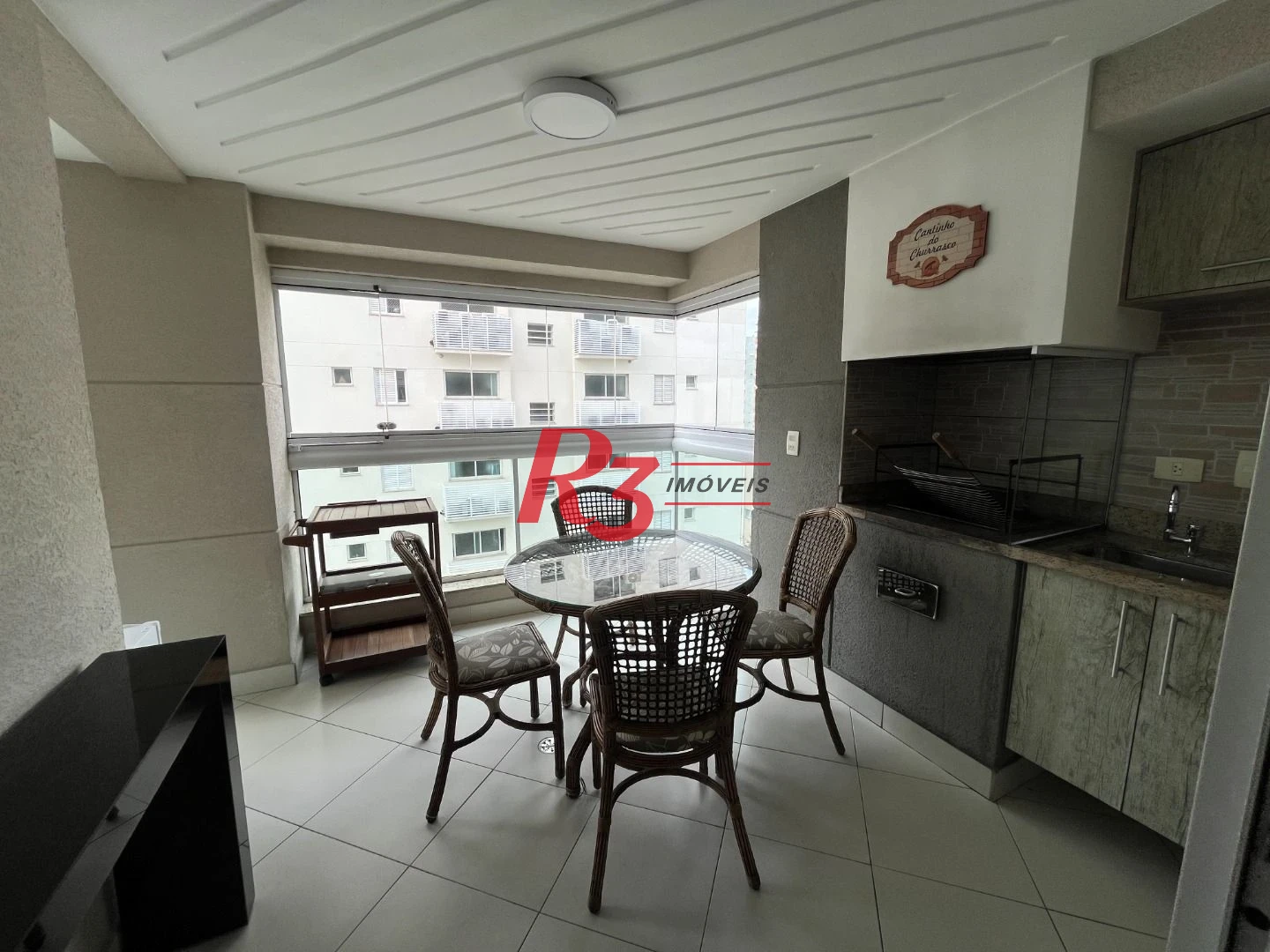 Apartamento com 3 dormitórios para alugar, 156 m² por R$ 10.000,00/mês - Astúrias - Praia - Guarujá/SP