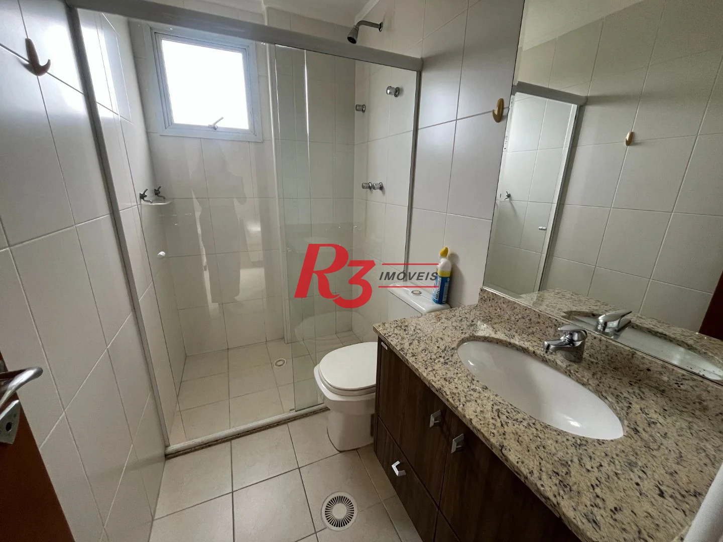 Apartamento com 3 dormitórios para alugar, 156 m² por R$ 10.000,00/mês - Astúrias - Praia - Guarujá/SP