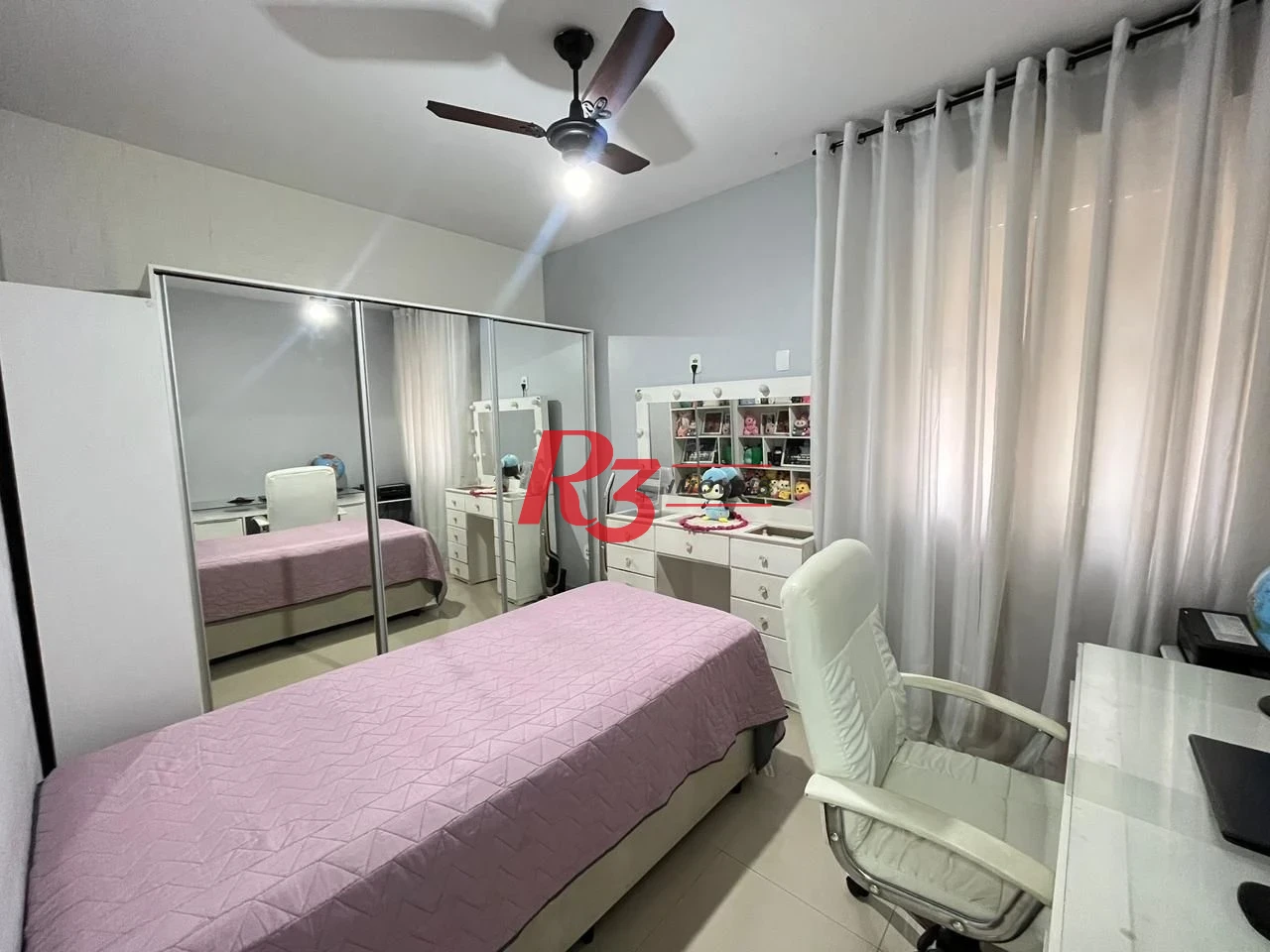 Apartamento com 3 dormitórios à venda, 104 m² por R$ 590.000,00 - Gonzaga - Santos/SP