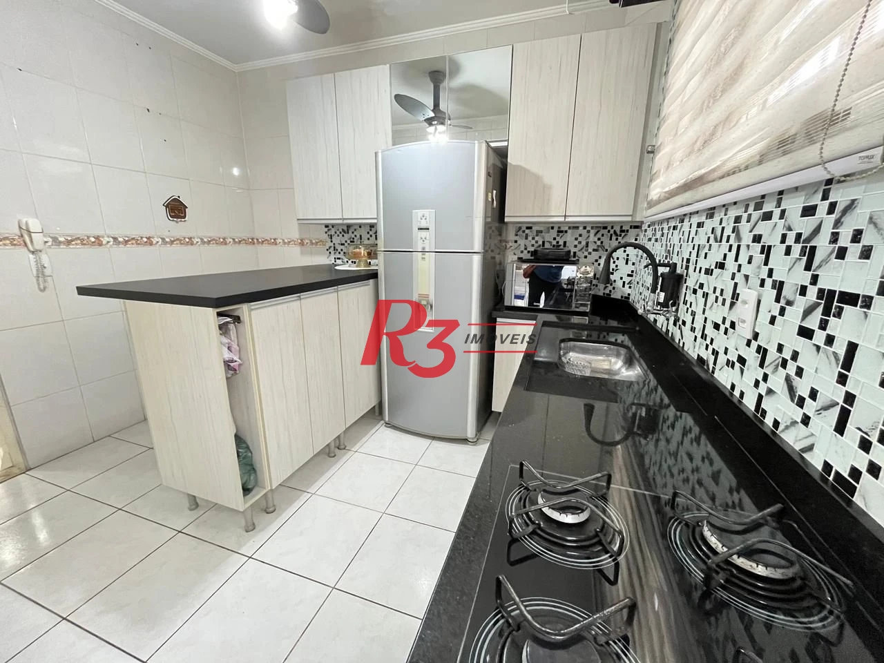 Apartamento com 3 dormitórios à venda, 104 m² por R$ 590.000,00 - Gonzaga - Santos/SP