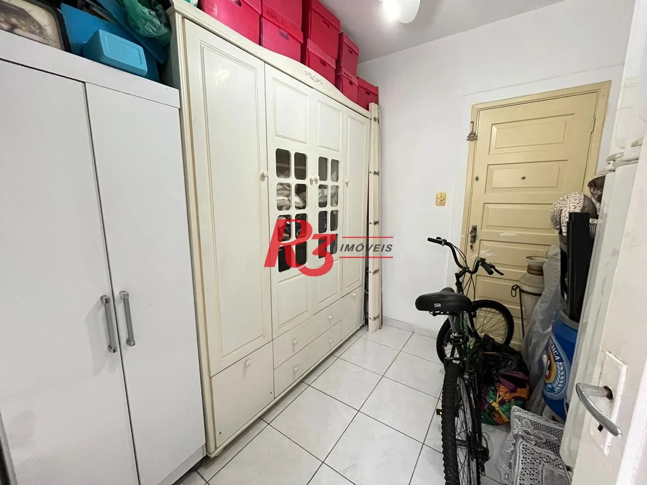 Apartamento com 3 dormitórios à venda, 104 m² por R$ 590.000,00 - Gonzaga - Santos/SP