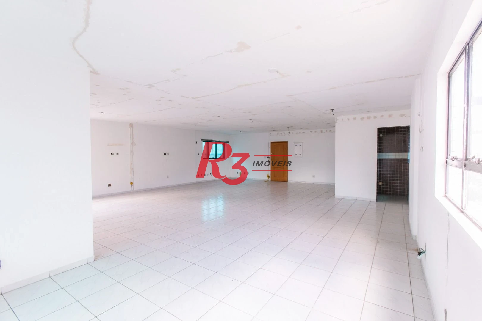 Sala para alugar, 115 m² por R$ 4.500,00/mês - Gonzaga - Santos/SP