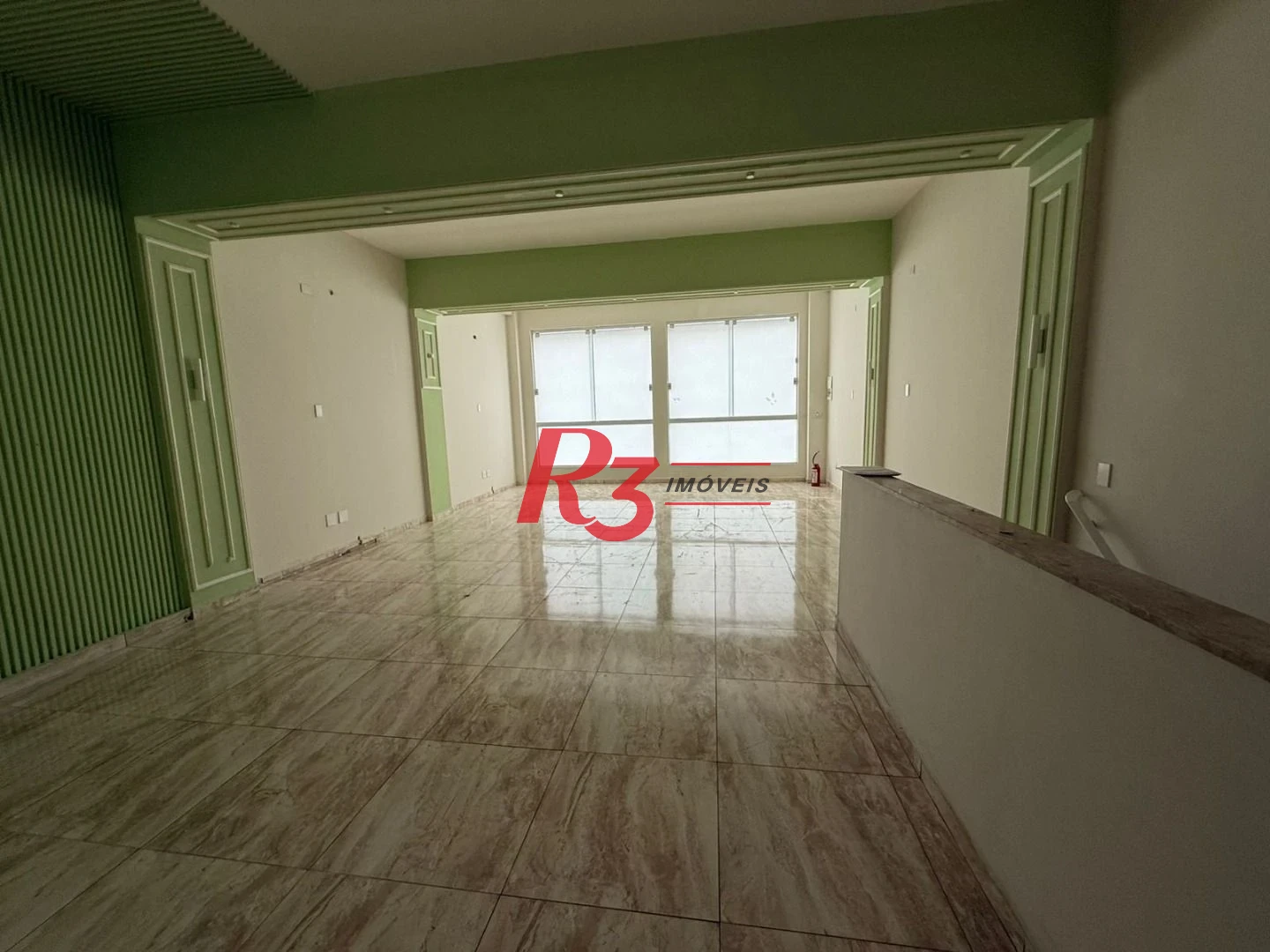 Loja para alugar, 127 m² por R$ 22.436,00/mês - Gonzaga - Santos/SP