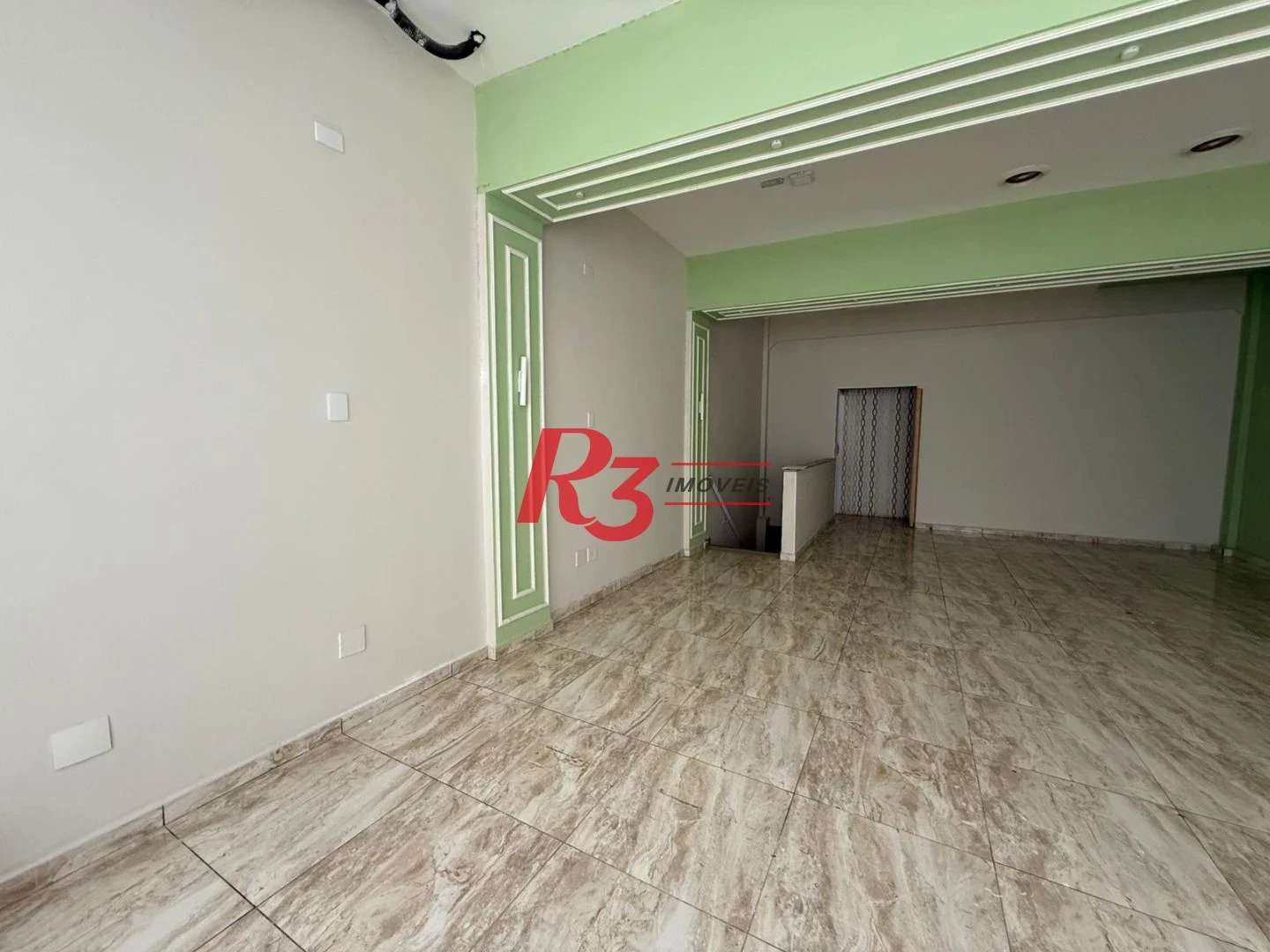 Loja para alugar, 127 m² por R$ 22.436,00/mês - Gonzaga - Santos/SP