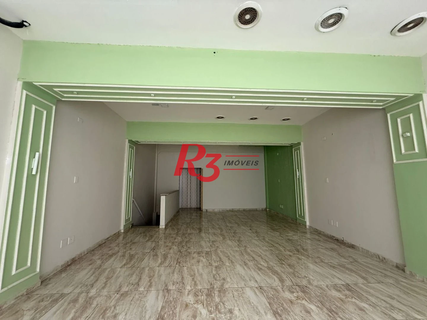 Loja para alugar, 127 m² por R$ 22.436,00/mês - Gonzaga - Santos/SP