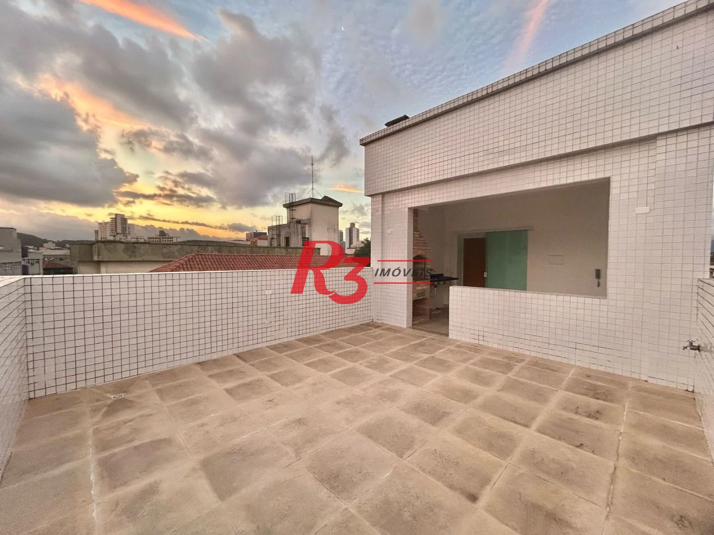 Casa com 3 dormitórios à venda, 84 m² por R$ 1.250.000,00 - Boqueirão - Santos/SP