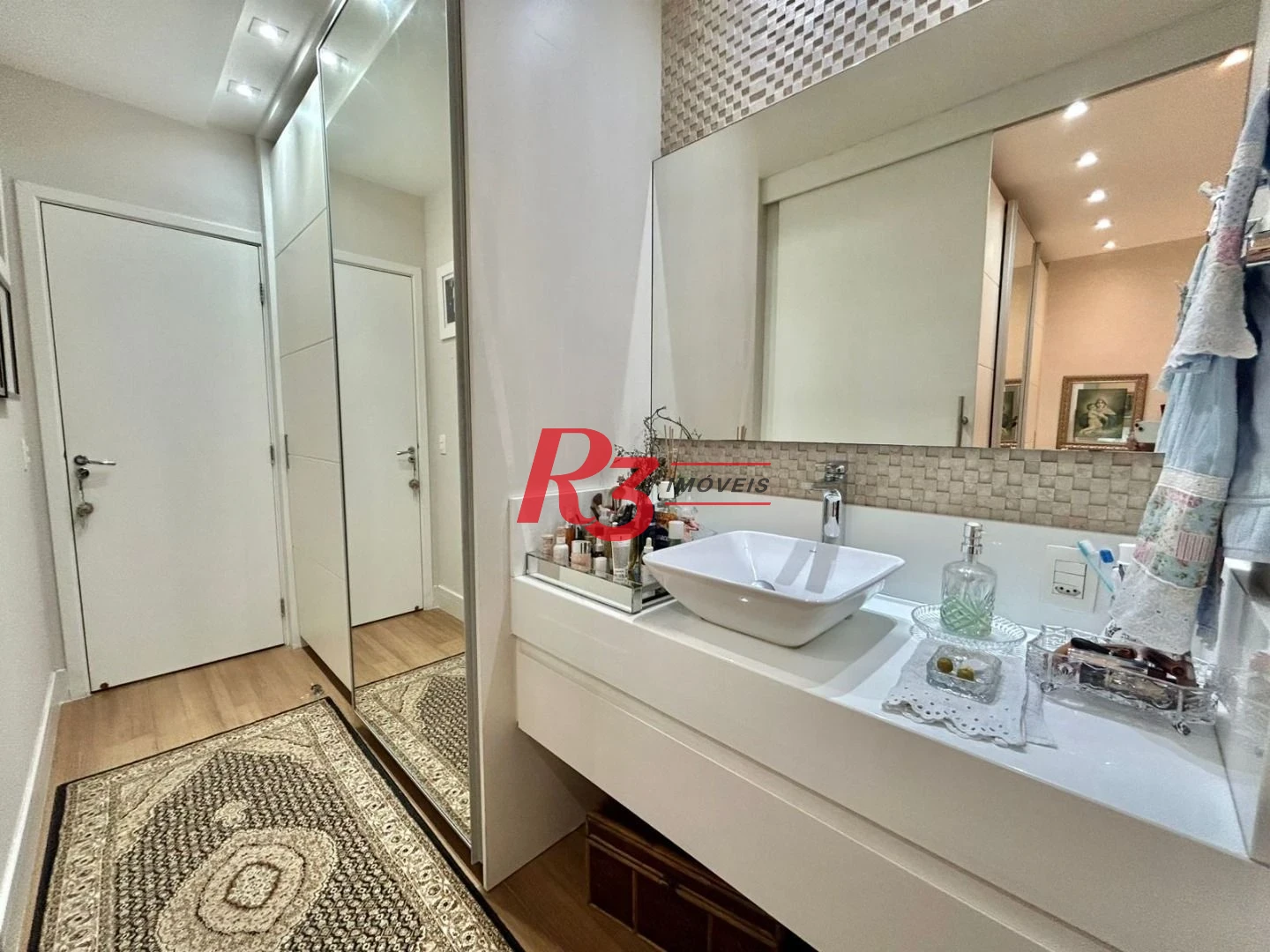 Apartamento com 3 dormitórios à venda, 181 m² por R$ 3.360.000,00 - Gonzaga - Santos/SP