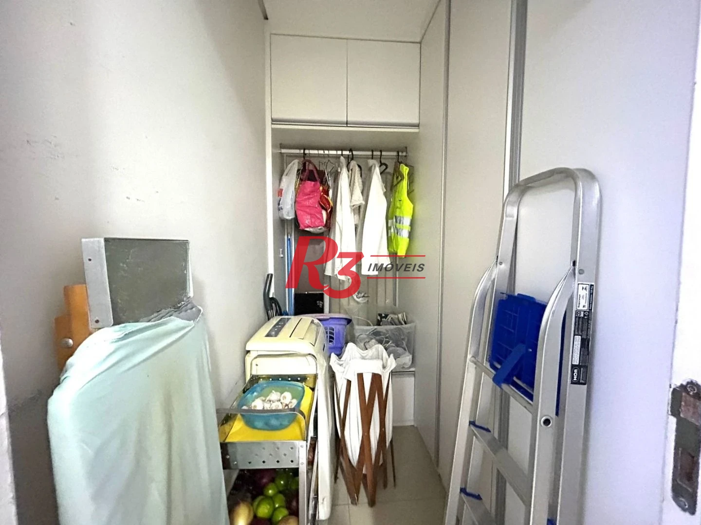 Apartamento com 3 dormitórios à venda, 181 m² por R$ 3.360.000,00 - Gonzaga - Santos/SP