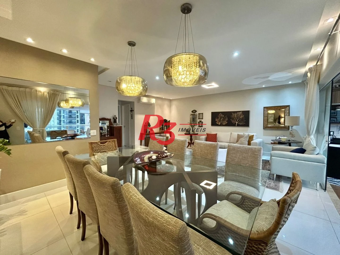 Apartamento com 3 dormitórios à venda, 181 m² por R$ 3.360.000,00 - Gonzaga - Santos/SP