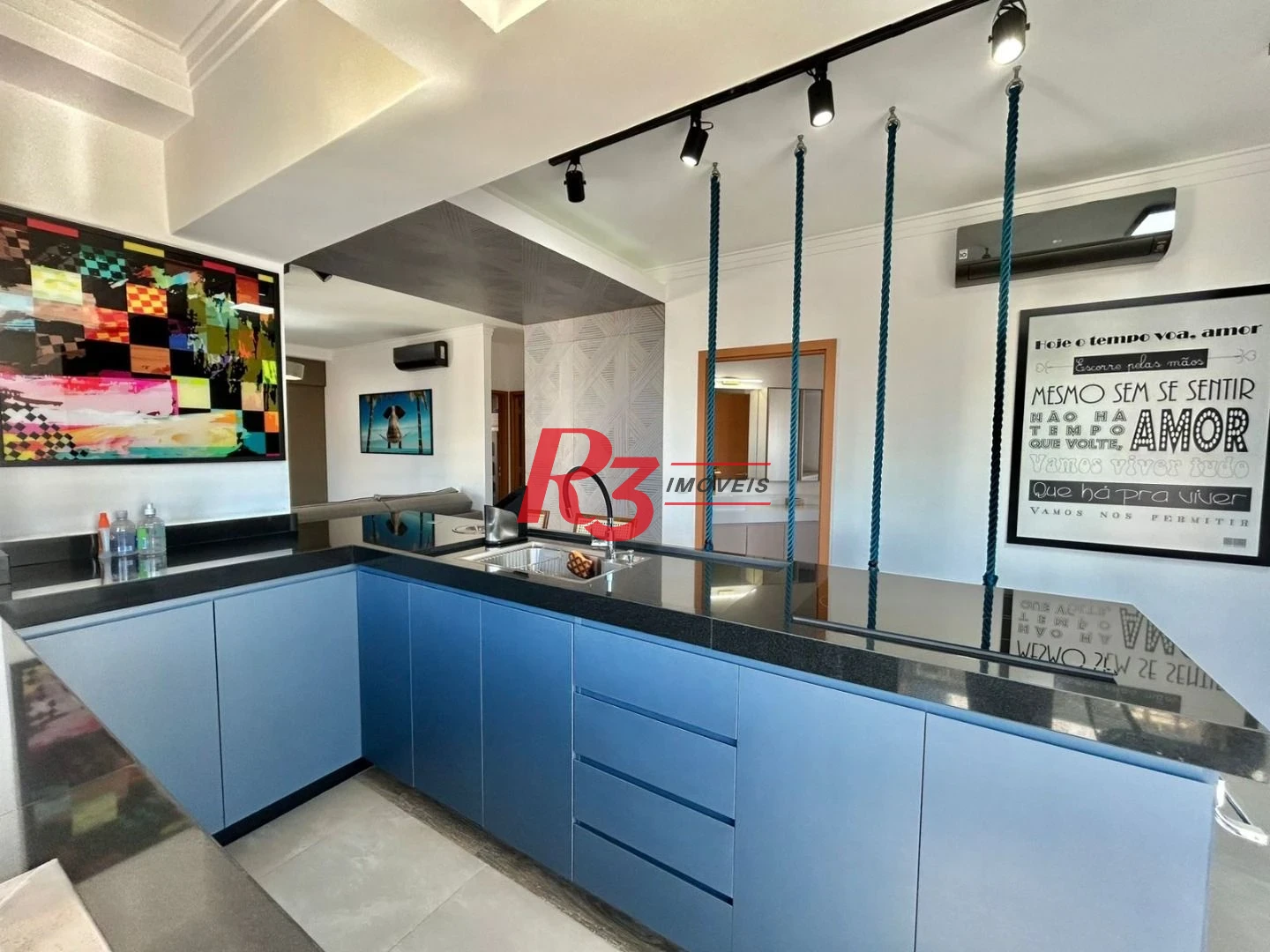 Apartamento com 2 dormitórios à venda, 100 m² por R$ 1.690.000,00 - Boqueirão - Santos/SP